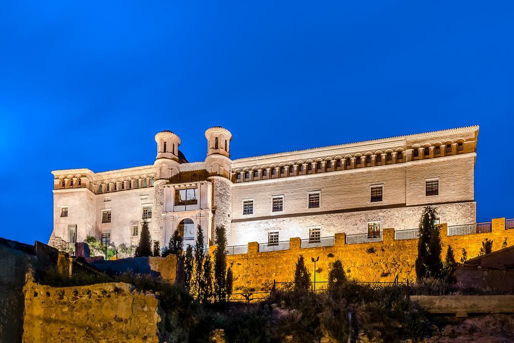 Hospederia Palacio Papa Luna Illueca Exterior foto