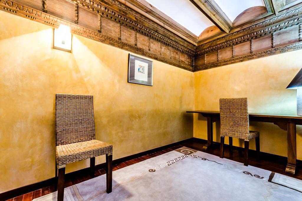 Hospederia Palacio Papa Luna Illueca Exterior foto